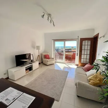 Daire T3 Front In Sao Joao Da Caparica Costa da Caparica