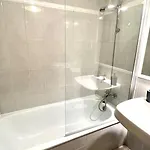 Apartment T3 Front In Sao Joao Da Caparica *