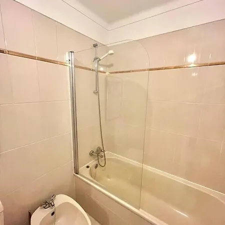 T3 Front In Sao Joao Da Caparica Lejlighed *