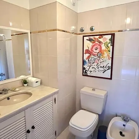 T3 Front In Sao Joao Da Caparica