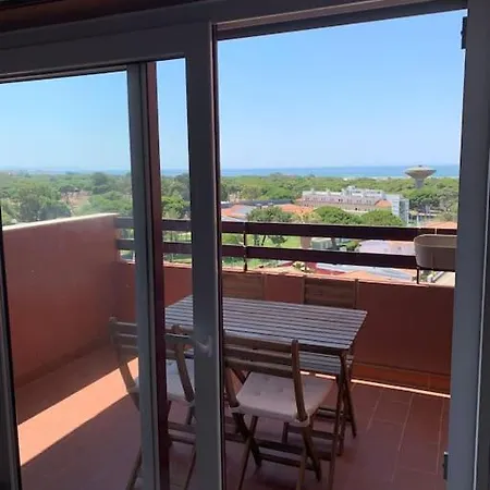 T3 Front In Sao Joao Da Caparica *