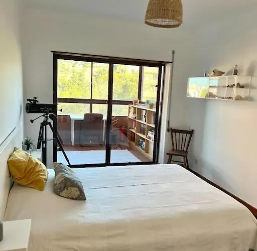 Appartamento T3 Front In Sao Joao Da Caparica