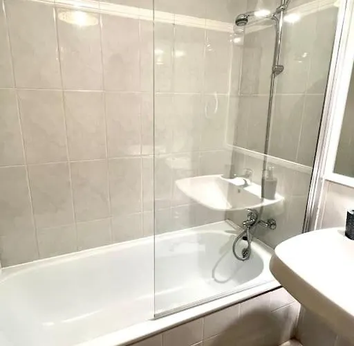 Appartamento T3 Front In Sao Joao Da Caparica *