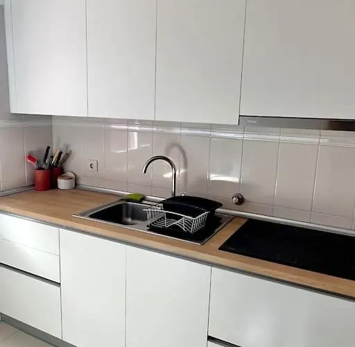 T3 Front In Sao Joao Da Caparica *